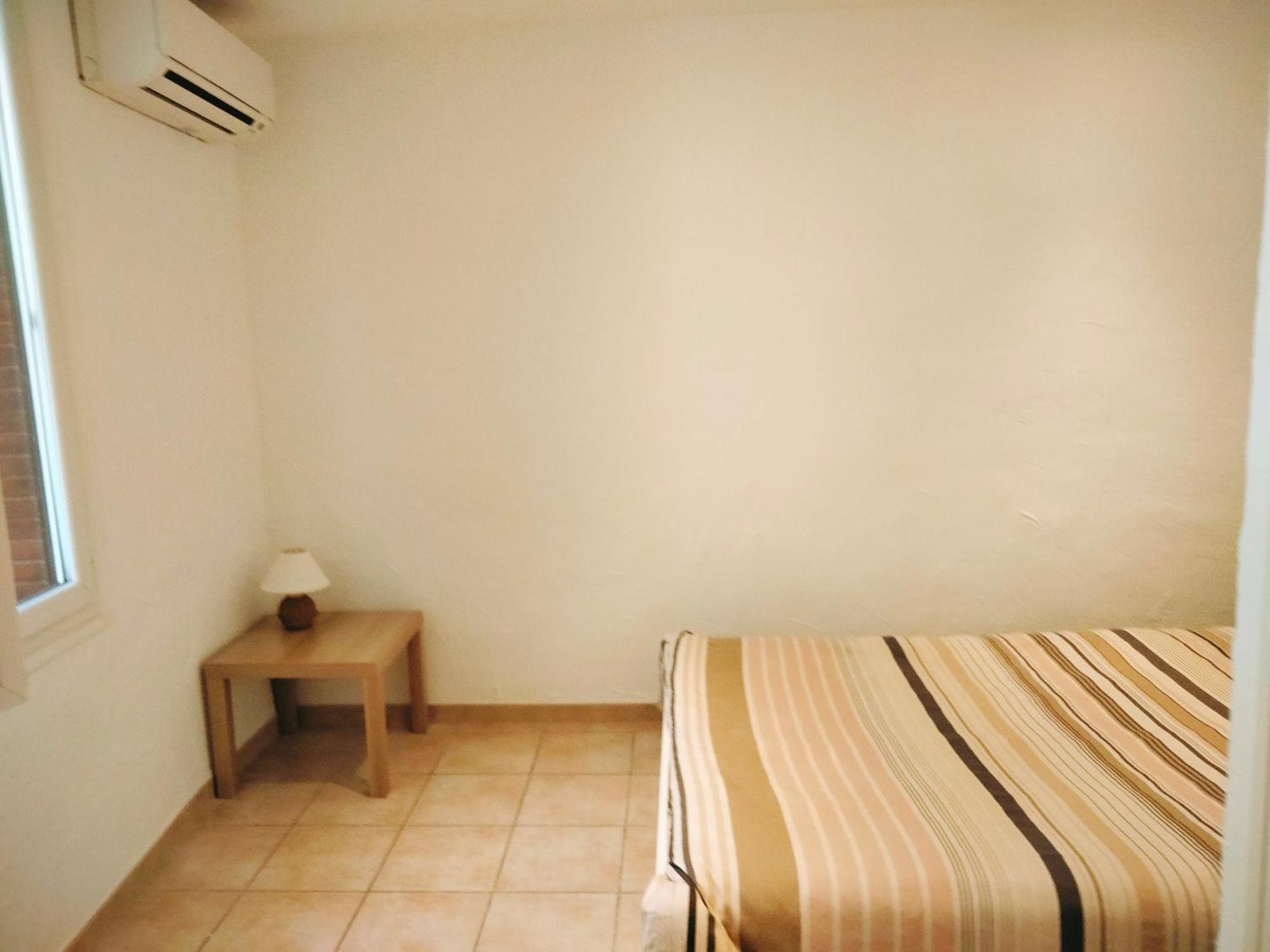 Cosy Courtesoun Apartment Courthezon Luaran gambar