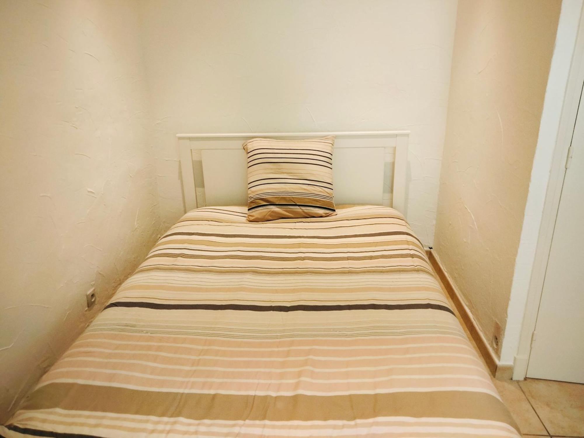 Cosy Courtesoun Apartment Courthezon Luaran gambar