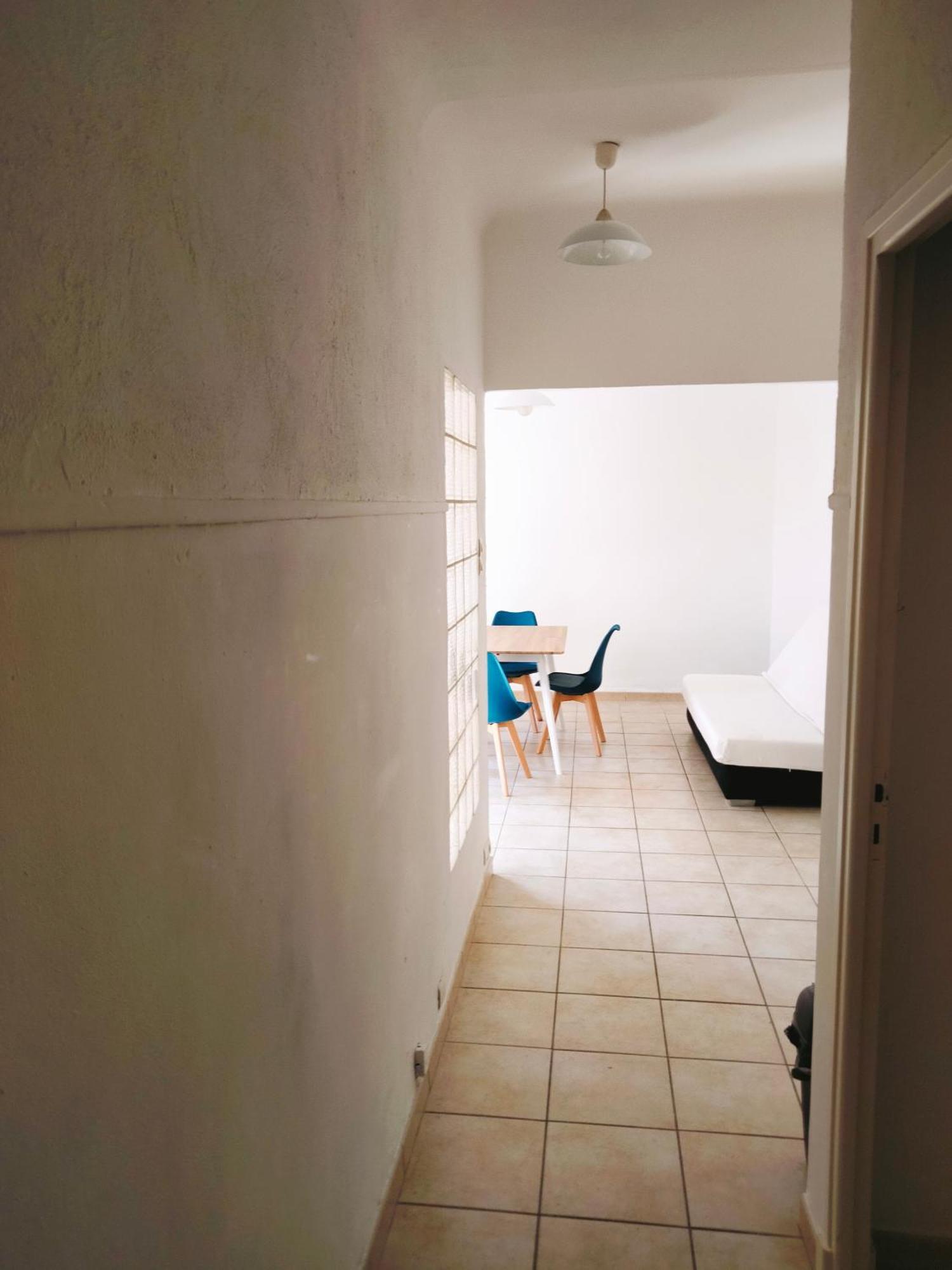 Cosy Courtesoun Apartment Courthezon Luaran gambar